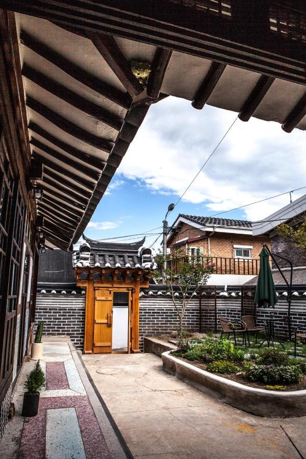 Bonghwangjae Hanok Guesthouse Gongju المظهر الخارجي الصورة