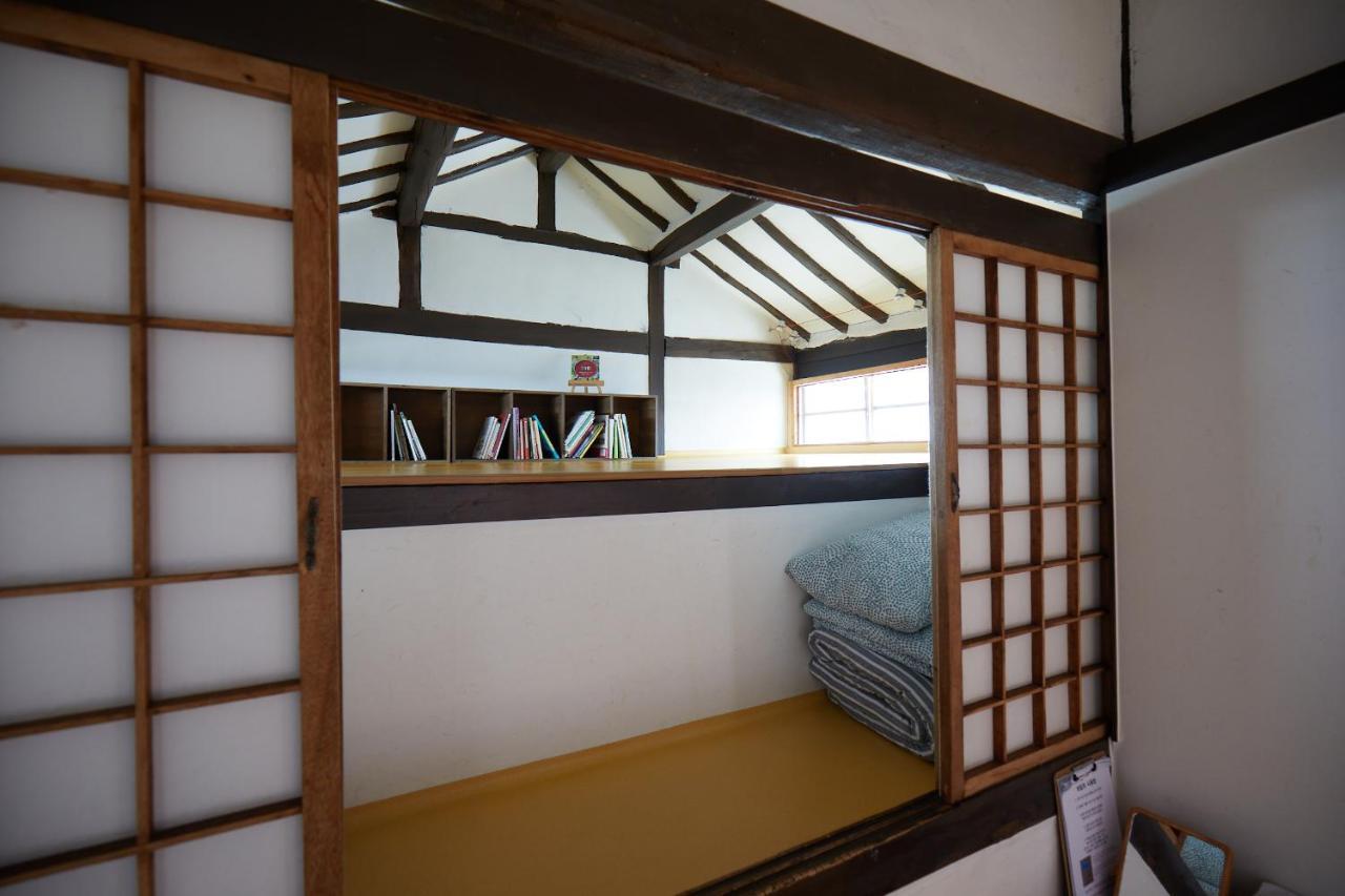 Bonghwangjae Hanok Guesthouse Gongju المظهر الخارجي الصورة