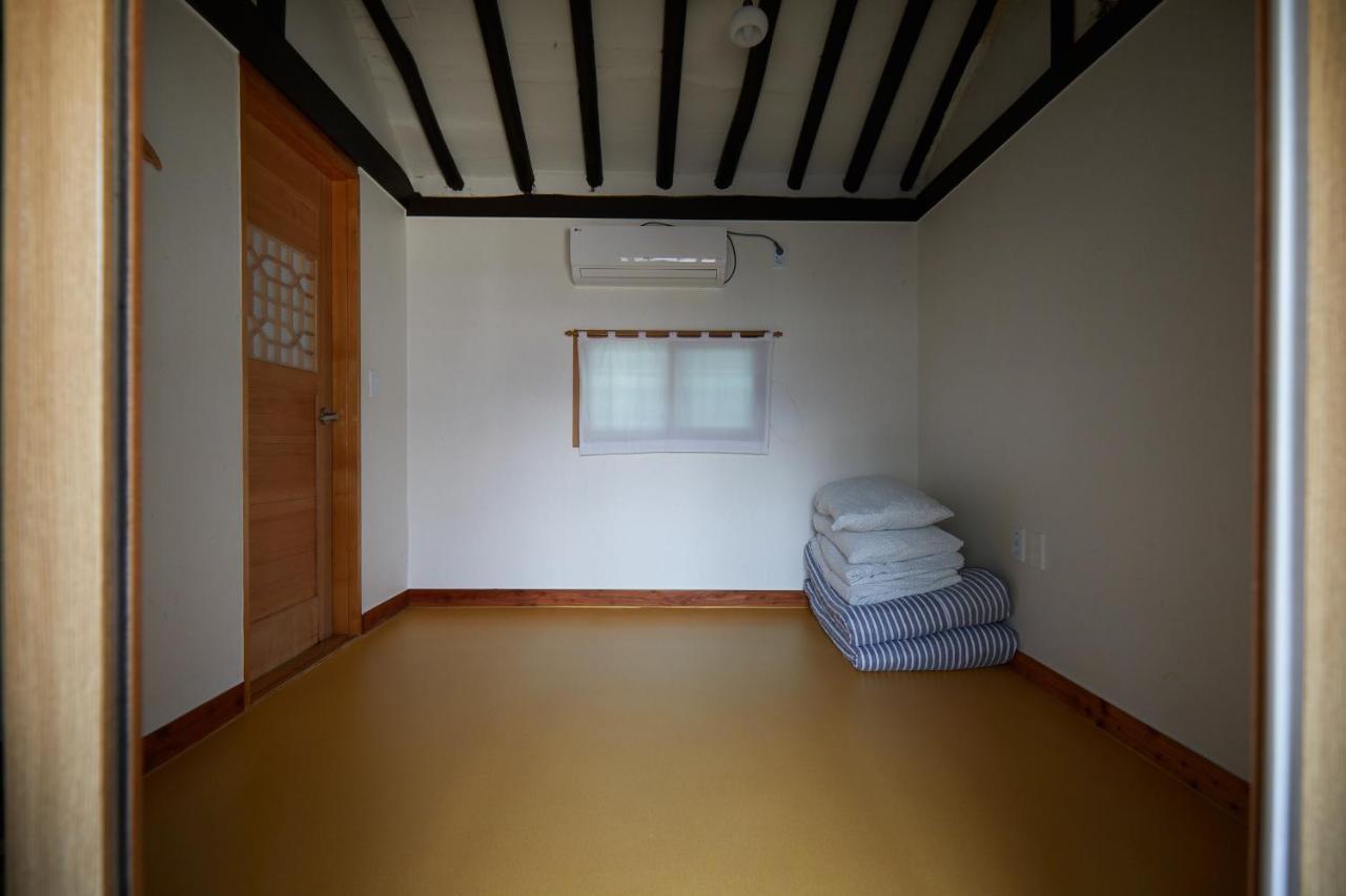 Bonghwangjae Hanok Guesthouse Gongju المظهر الخارجي الصورة